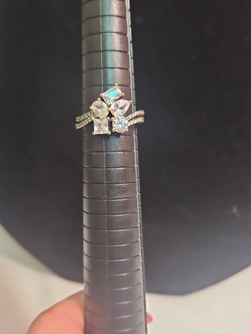 Elegant Cluster Crystal Ring in Silver - Women Jewelry